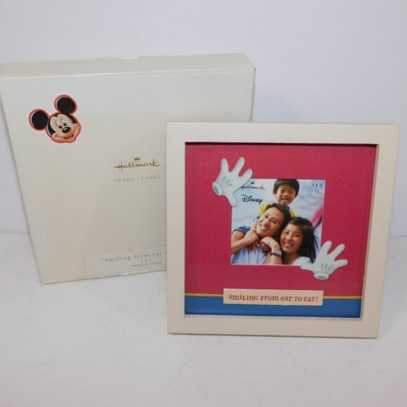 Hallmark Disney Mickey Mouse Smiling Ear to Ear Picture Frame - Picture 2 of 8